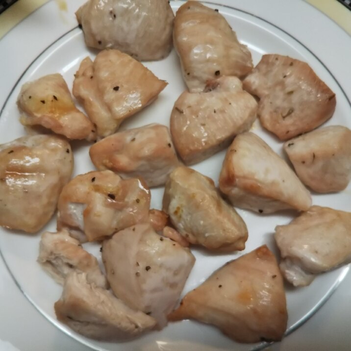 鶏むね肉のクレイジーソルト焼き